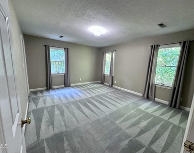 628 Spindlewood - Photo Thumbnail 13