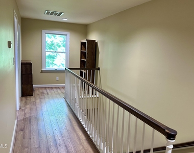 628 Spindlewood - Photo Thumbnail 10