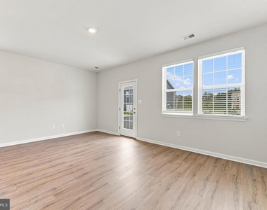 126 Corolla Drive - Photo Thumbnail 14