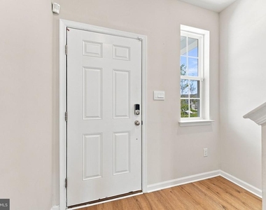 126 Corolla Drive - Photo Thumbnail 4