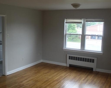 300 Northern Avenue - Photo Thumbnail 5