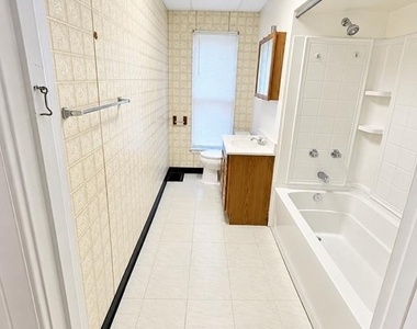 648-650 N Mulberry Street - Photo Thumbnail 8