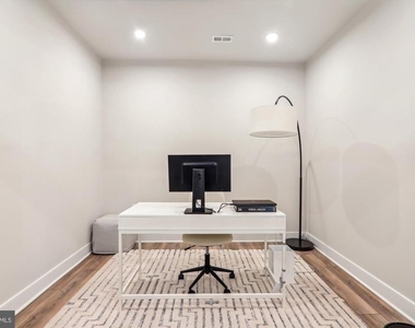 104 Saint Ives Place - Photo Thumbnail 29