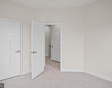 4111 Shirley Rose Court - Photo Thumbnail 15