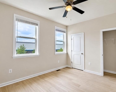 4809 Vista Green Lane - Photo Thumbnail 29