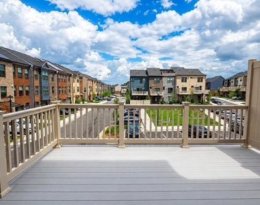 4809 Vista Green Lane - Photo Thumbnail 17