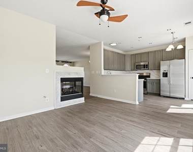 941 Pine Forest Lane - Photo Thumbnail 12