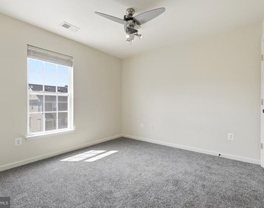 941 Pine Forest Lane - Photo Thumbnail 25