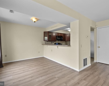 3811 Ernst Drive - Photo Thumbnail 9