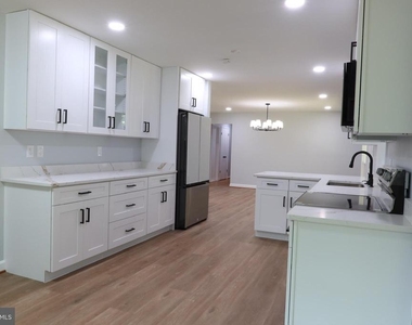 14301 Northwyn Drive - Photo Thumbnail 12