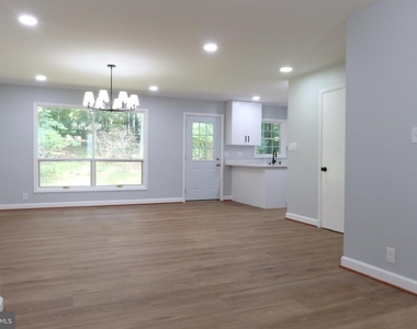 14301 Northwyn Drive - Photo Thumbnail 18