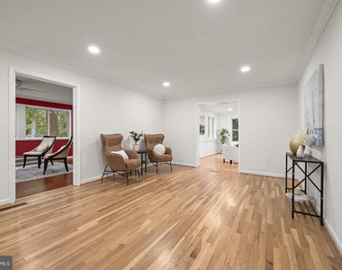 10600 Vantage Court - Photo Thumbnail 3