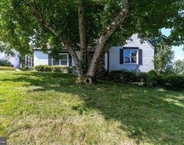 4610 Overbrook Road - Photo Thumbnail 6