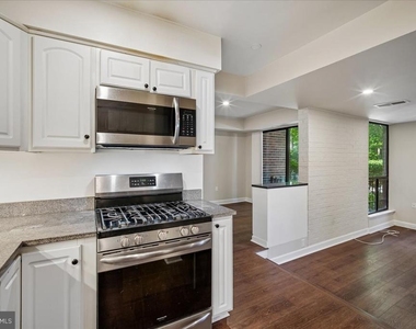 9907 Blundon Drive - Photo Thumbnail 7