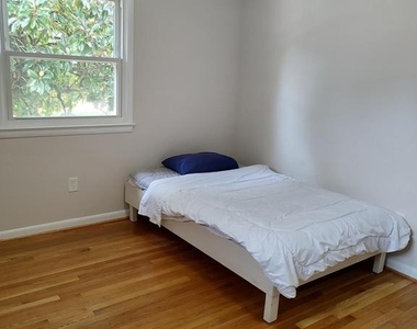 11505 Monticello Avenue - Photo Thumbnail 24