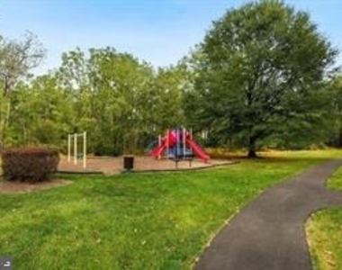 17626 Longview Lane - Photo Thumbnail 41