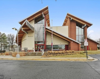 17626 Longview Lane - Photo Thumbnail 44