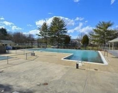 17626 Longview Lane - Photo Thumbnail 39