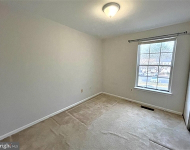 17626 Longview Lane - Photo Thumbnail 19