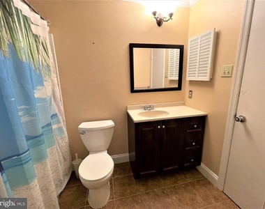 17626 Longview Lane - Photo Thumbnail 18