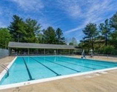 17626 Longview Lane - Photo Thumbnail 38