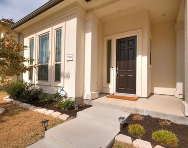 1708 Arcilla St - Photo Thumbnail 1