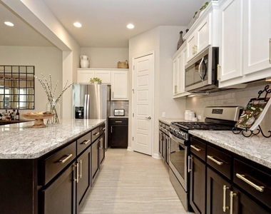 1708 Arcilla St - Photo Thumbnail 11