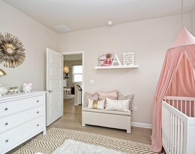1708 Arcilla St - Photo Thumbnail 21