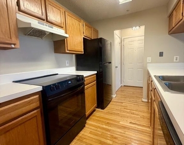 2703 Snowbird Terrace - Photo Thumbnail 8