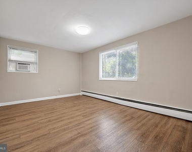 702 Chaney Drive - Photo Thumbnail 21