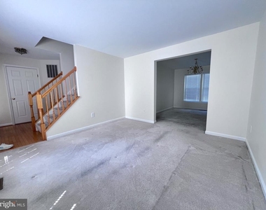 17207 Sumac Court - Photo Thumbnail 6