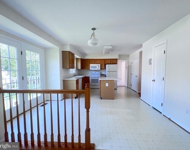17207 Sumac Court - Photo Thumbnail 14