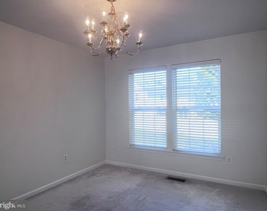 17207 Sumac Court - Photo Thumbnail 7