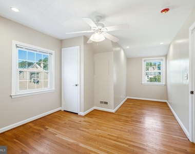 4107 Mitscher Court - Photo Thumbnail 20