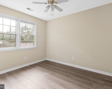 20130 Waringwood Way - Photo Thumbnail 15