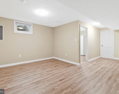 20130 Waringwood Way - Photo Thumbnail 14