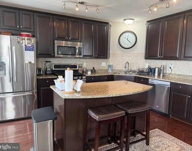 22968 Newcut Road - Photo Thumbnail 12