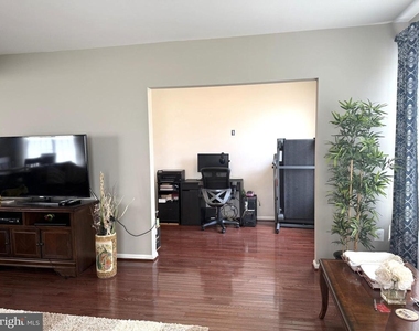22968 Newcut Road - Photo Thumbnail 4
