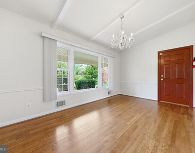 11601 Gowrie Court - Photo Thumbnail 10