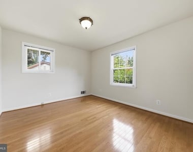 11601 Gowrie Court - Photo Thumbnail 23