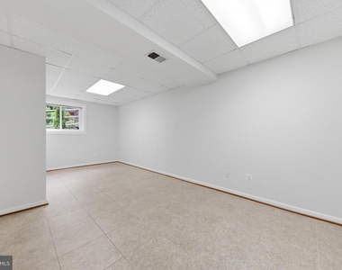 11601 Gowrie Court - Photo Thumbnail 35