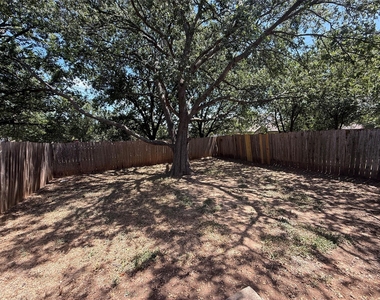 9313 Kempler Dr - Photo Thumbnail 8