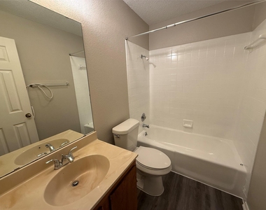 9313 Kempler Dr - Photo Thumbnail 6