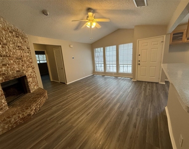 9313 Kempler Dr - Photo Thumbnail 1