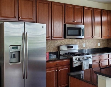 12425 Horseshoe Bend Circle - Photo Thumbnail 3