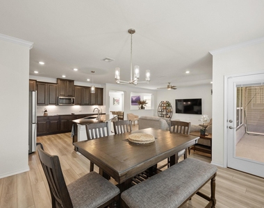 7207 Wink Way - Photo Thumbnail 11