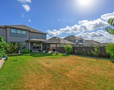 7207 Wink Way - Photo Thumbnail 29