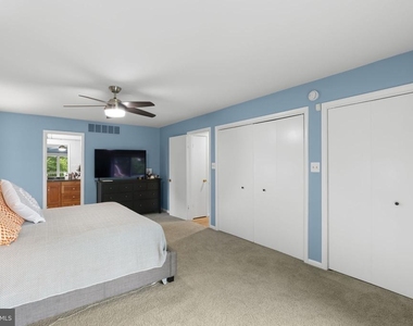 1920 Woodstock Road - Photo Thumbnail 26