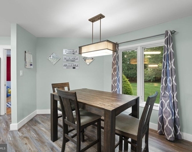 1920 Woodstock Road - Photo Thumbnail 16