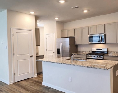 717 Pickerel Place - Photo Thumbnail 1